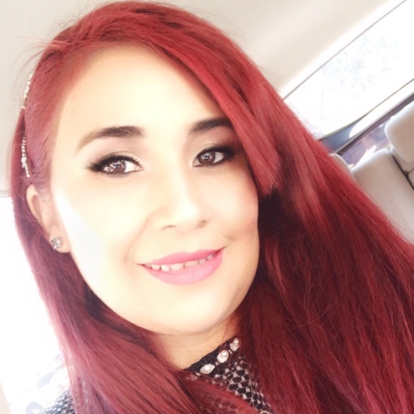 Meet your Posher, Priscilla - Picture 1 of 1